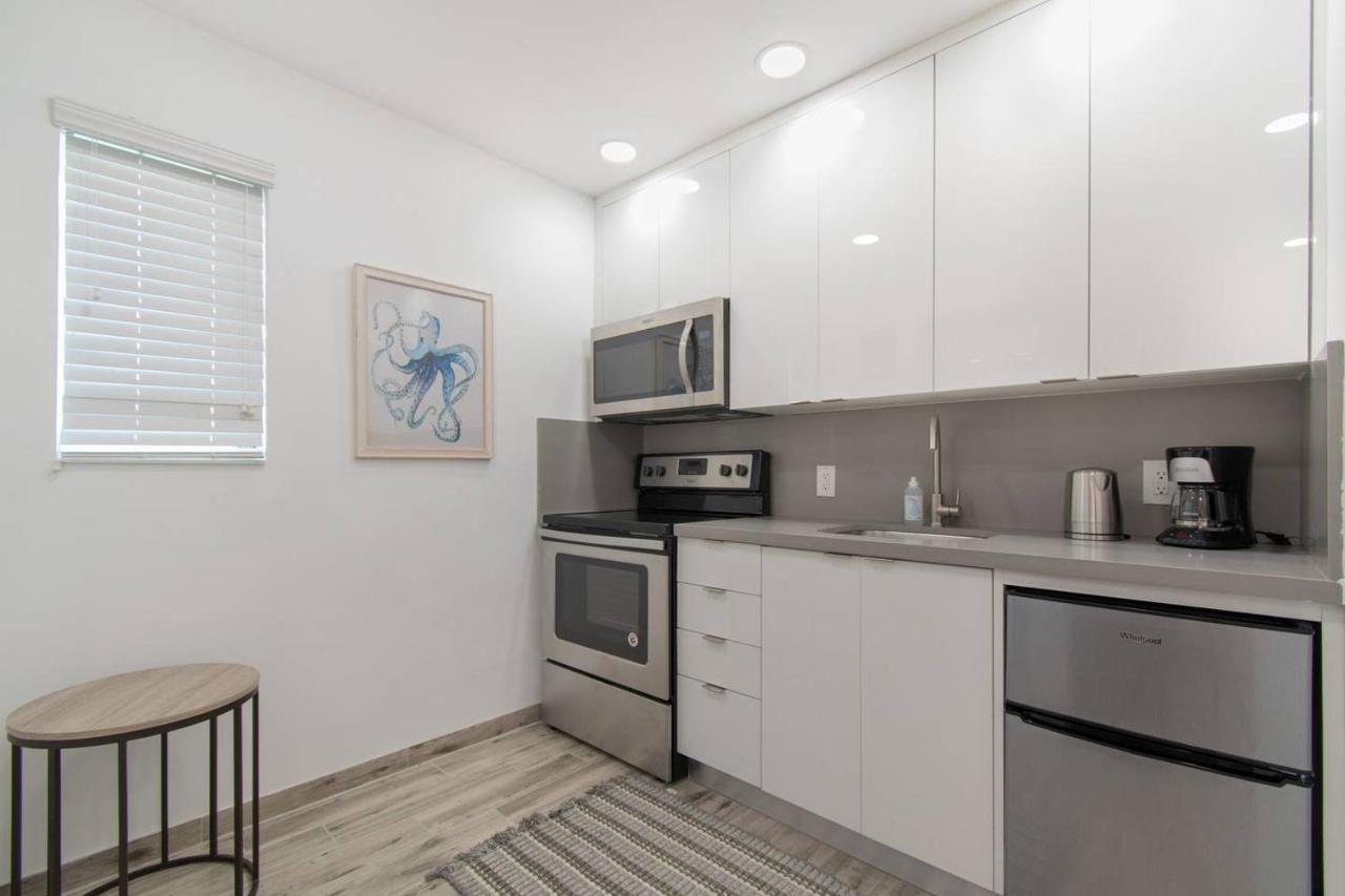 Lovely 1Br W Parking Space & Walk To The Beach #7 Hollywood Ngoại thất bức ảnh